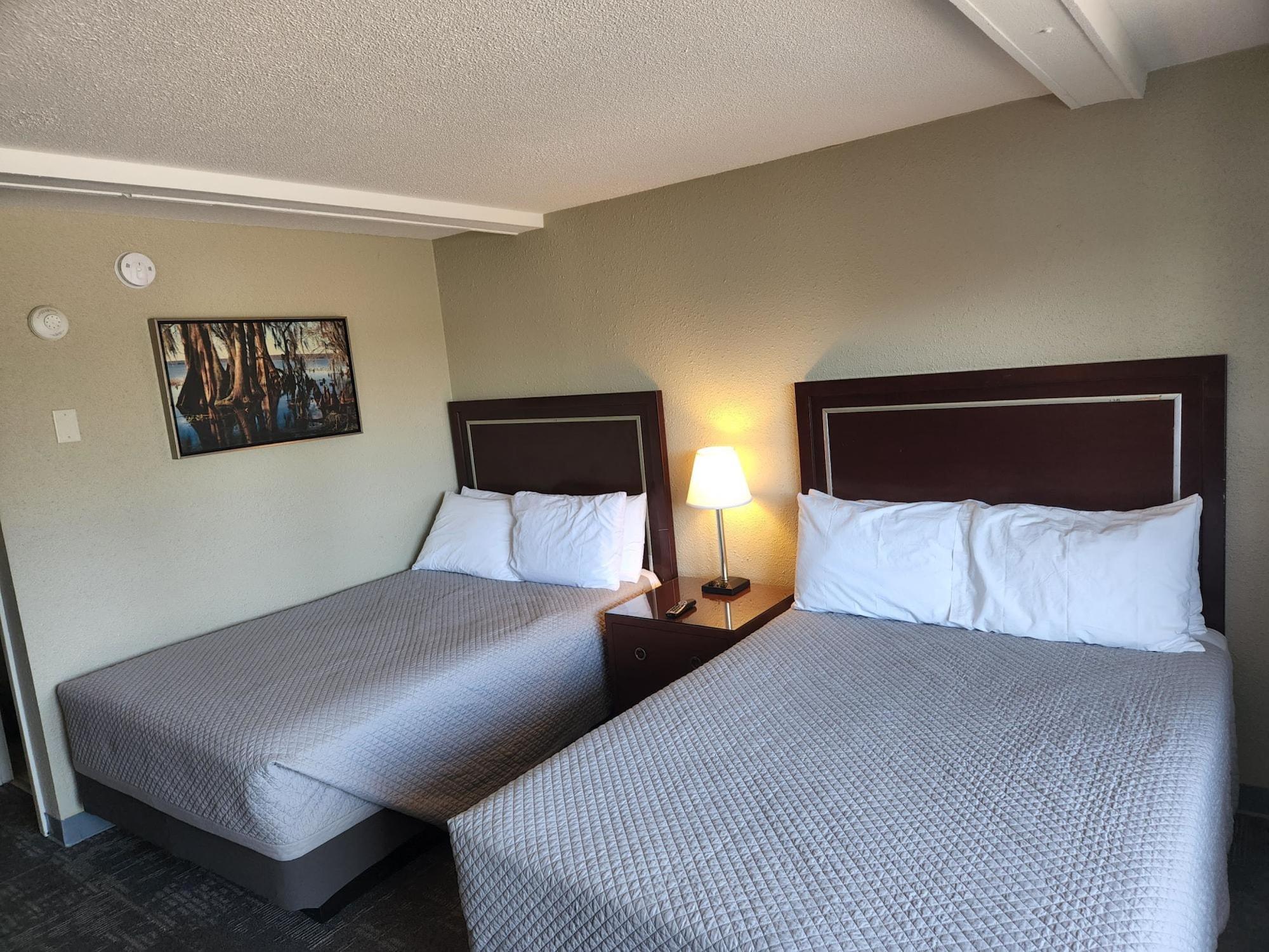 بانجور Queen City Inn المظهر الخارجي الصورة