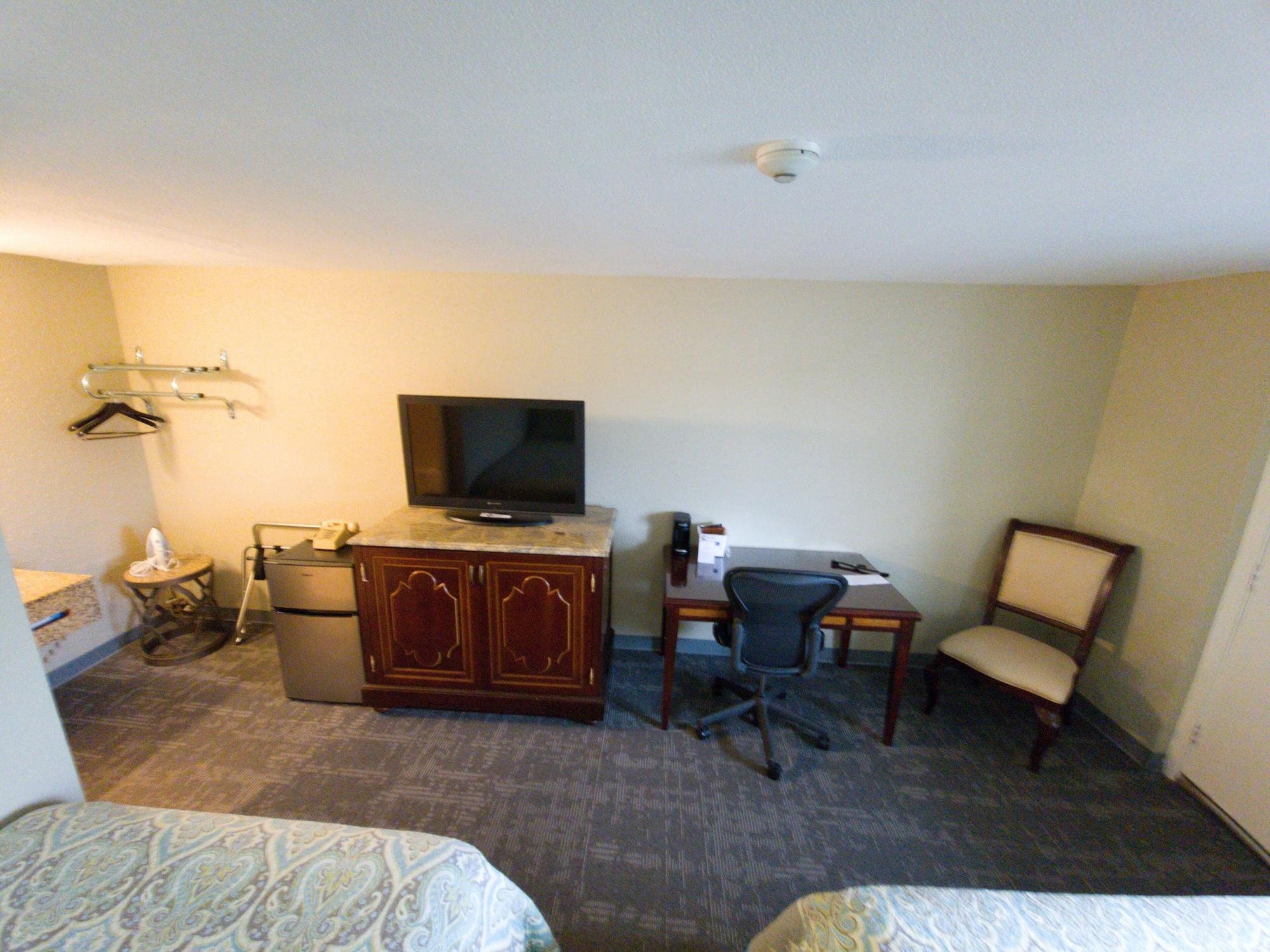 بانجور Queen City Inn المظهر الخارجي الصورة